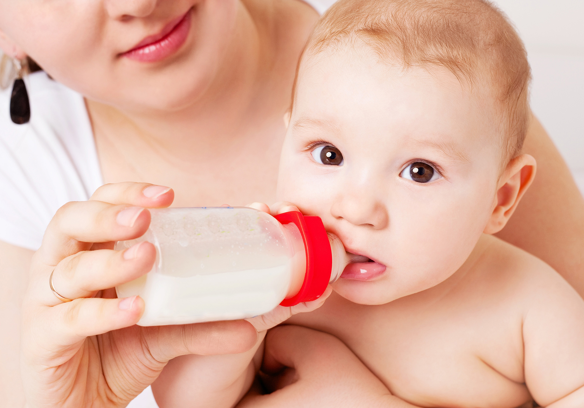 寶寶不停打嗝干著急？止嗝方法看這里