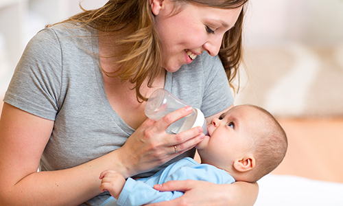 母乳不足別擔(dān)心，教你學(xué)會科學(xué)混合喂養(yǎng)！